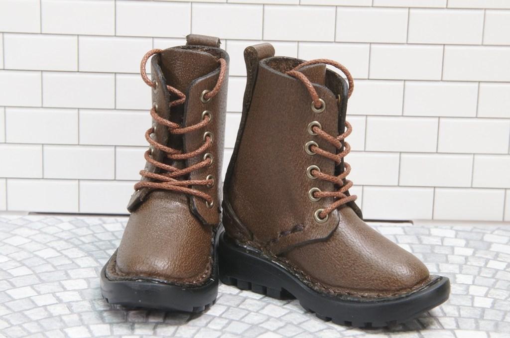 本革：ドールシューズ／セミロングブーツ／ブラウン／オビツ30ジャストフィット／ブロックパターン靴底