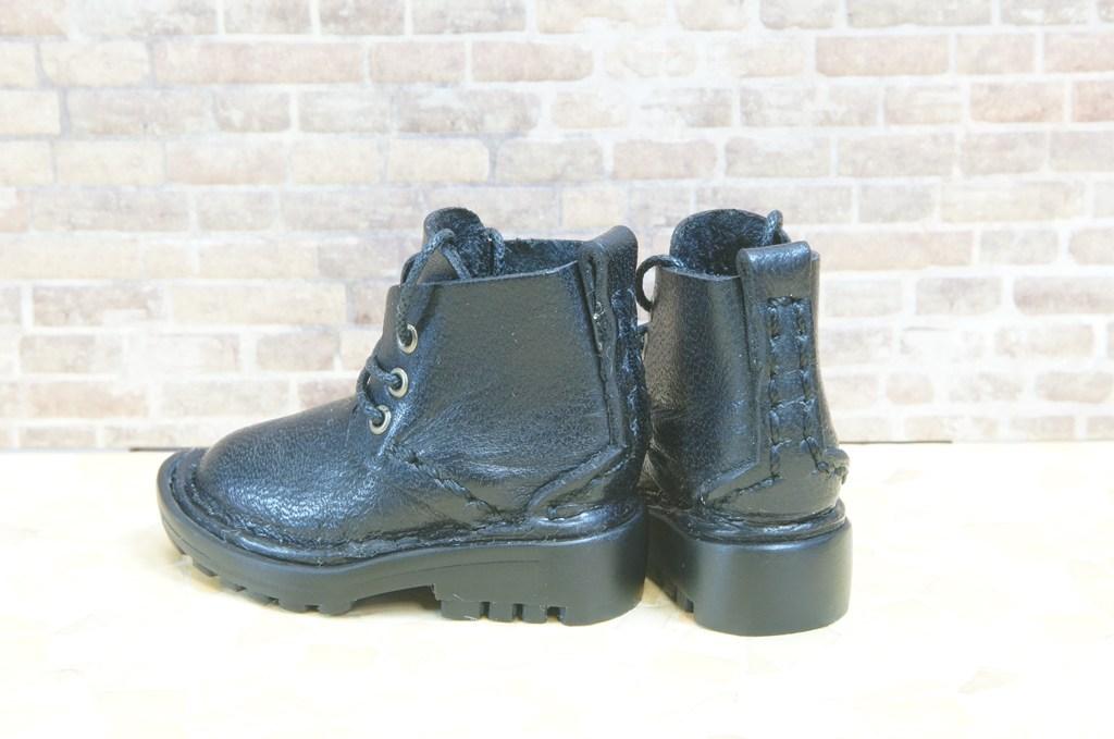 本革：ドールシューズ／ショートブーツ／ブラック／オビツ30ジャストフィット／ブロックパターン靴底 | 6枚目