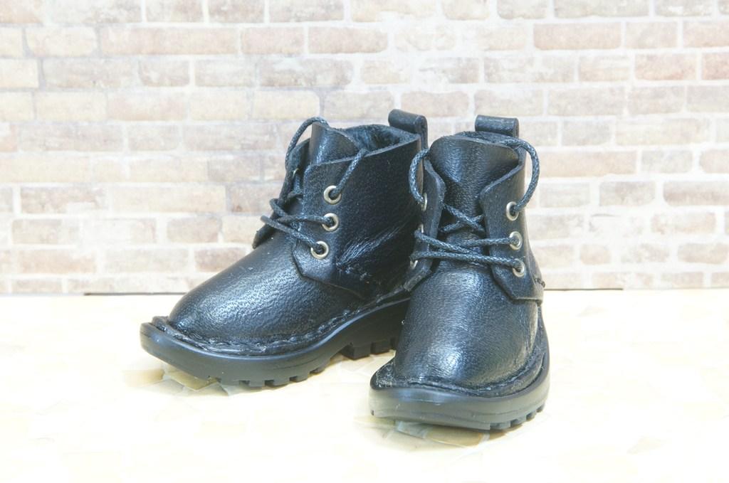 本革：ドールシューズ／ショートブーツ／ブラック／オビツ30ジャストフィット／ブロックパターン靴底 | 8枚目