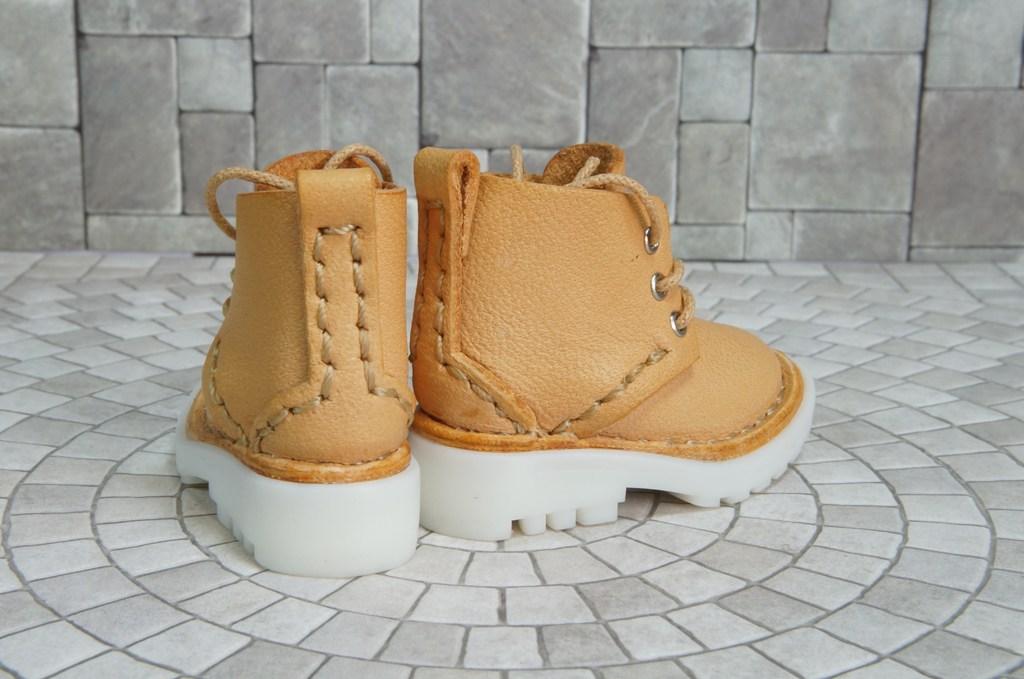 本革：ドールシューズ／ショートブーツ／アプリコット／オビツ30ジャストフィット／ブロックパターン靴底 | 3枚目