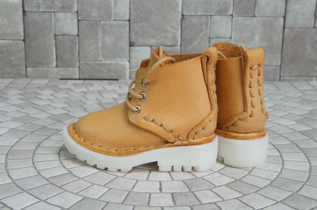 本革：ドールシューズ／ショートブーツ／アプリコット／オビツ30ジャストフィット／ブロックパターン靴底 | 4枚目