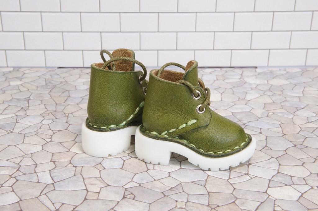 本革：1/6ドールシューズ／ショートブーツ／ライム／オビツ24・ブライス・リカちゃん／ブロックパターン靴 | 4枚目