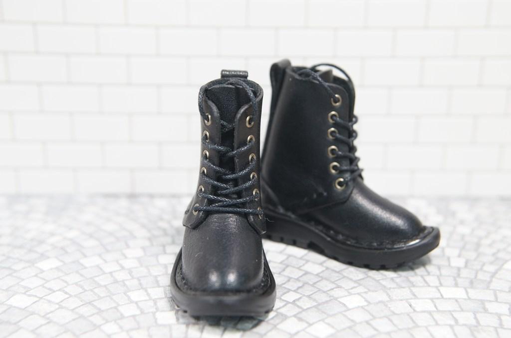 本革：ドールシューズ／セミロングブーツ／ブラック／オビツ30ジャストフィット／ブロックパターン靴底 | 2枚目