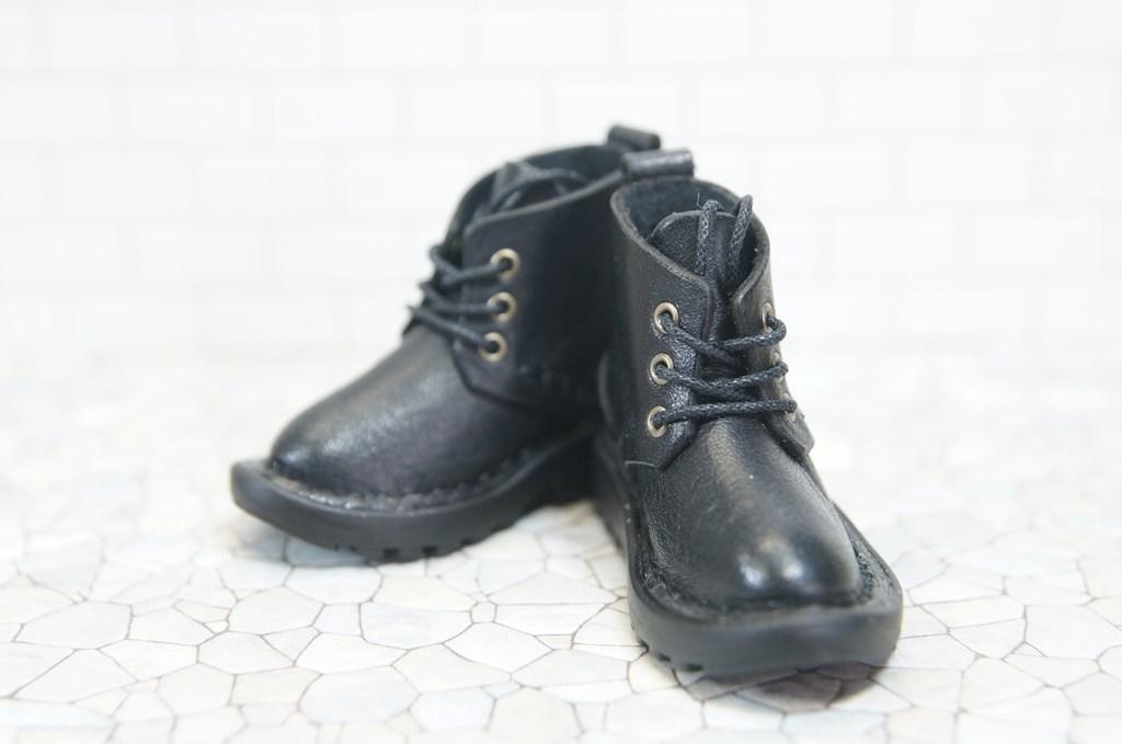 本革：ドールシューズ／ショートブーツ／ブラック／オビツ30ジャストフィット／ブロックパターン靴底 | 7枚目