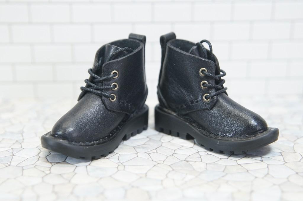 本革：ドールシューズ／ショートブーツ／ブラック／オビツ30ジャストフィット／ブロックパターン靴底 | 8枚目
