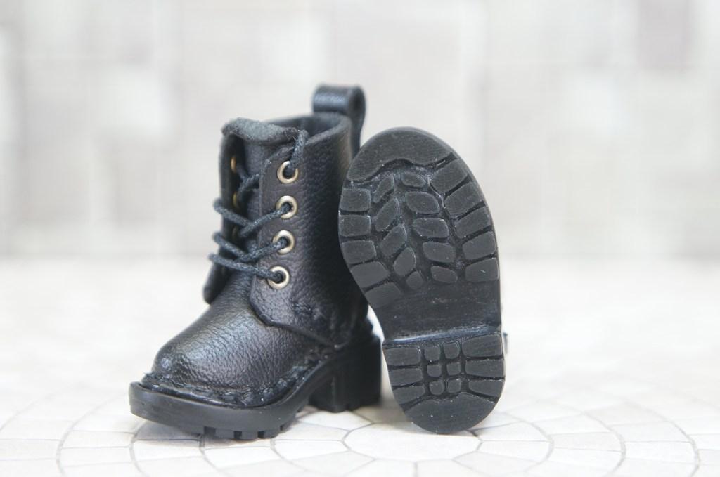 本革：1/6ドールシューズ／セミロングブーツ／ブラック／オビツ24・ブライス・リカちゃん／ブロックパター | 7枚目