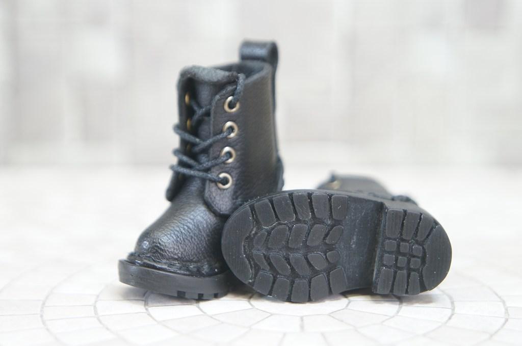 本革：1/6ドールシューズ／セミロングブーツ／ブラック／オビツ24・ブライス・リカちゃん／ブロックパター | 8枚目