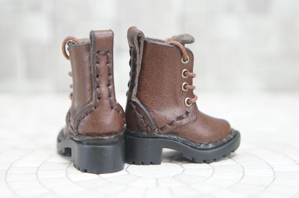 本革：1/6ドールシューズ／セミロングブーツ／ダークブラウン／オビツ24・ブライス・リカちゃん／ブロックパター | 3枚目