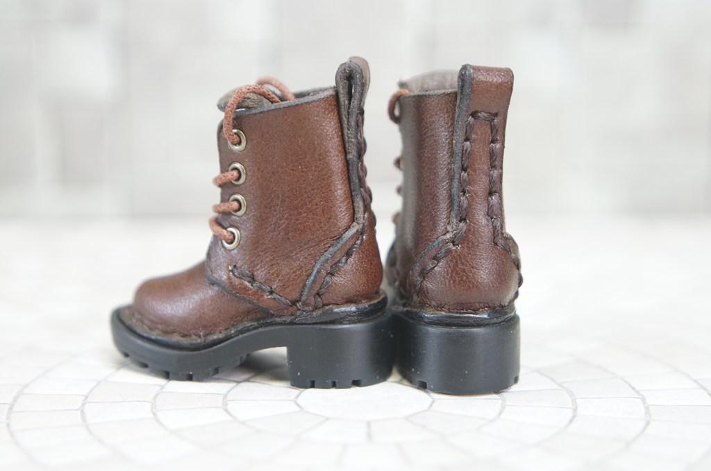 本革：1/6ドールシューズ／セミロングブーツ／ダークブラウン／オビツ24・ブライス・リカちゃん／ブロックパター | 4枚目