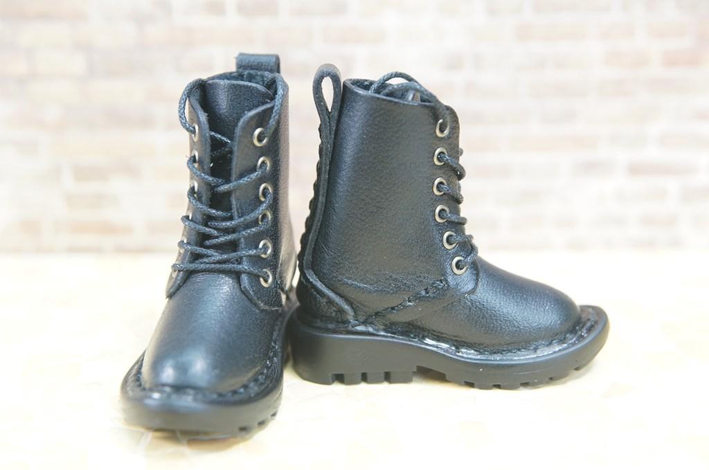 本革：ドールシューズ／セミロングブーツ／ブラック／オビツ30ジャストフィット／ブロックパターン靴底 | 2枚目