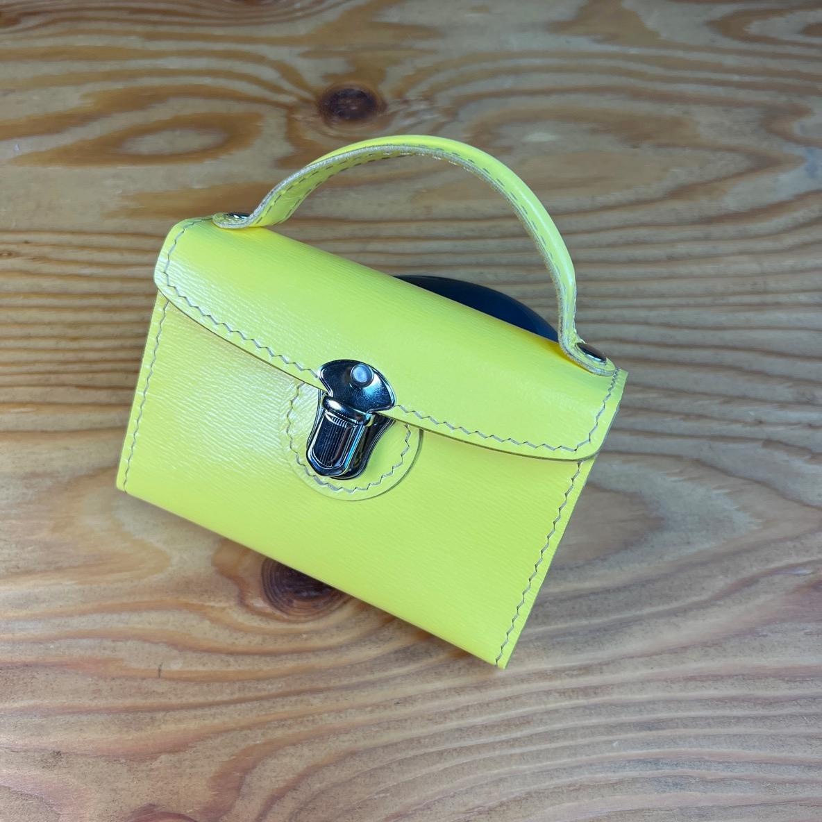 お洒落かわいいミニバッグ　レモンイエロー