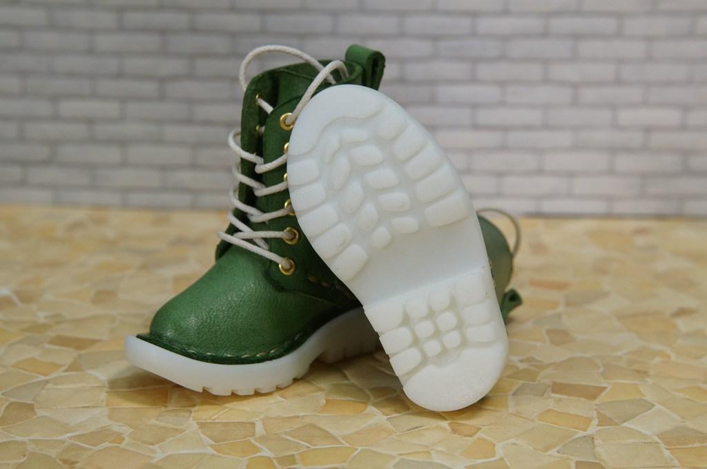 本革：ドールシューズ／セミロングブーツ／ライムグリーン／オビツ30ジャストフィット／ブロックパターン靴底 | 10枚目