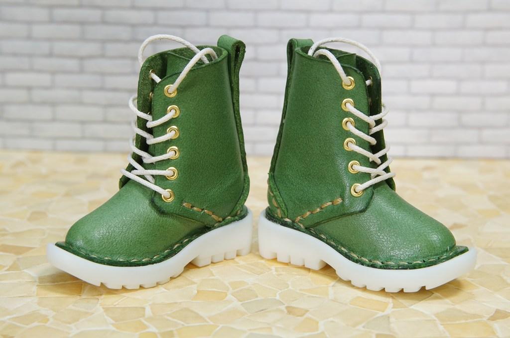 本革：ドールシューズ／セミロングブーツ／ライムグリーン／オビツ30ジャストフィット／ブロックパターン靴底 | 9枚目