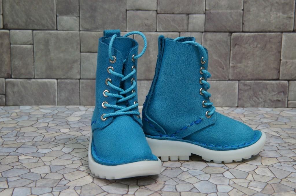 本革：ドールシューズ／セミロングブーツ／スカイブルー／オビツ30ジャストフィット／ブロックパターン靴底