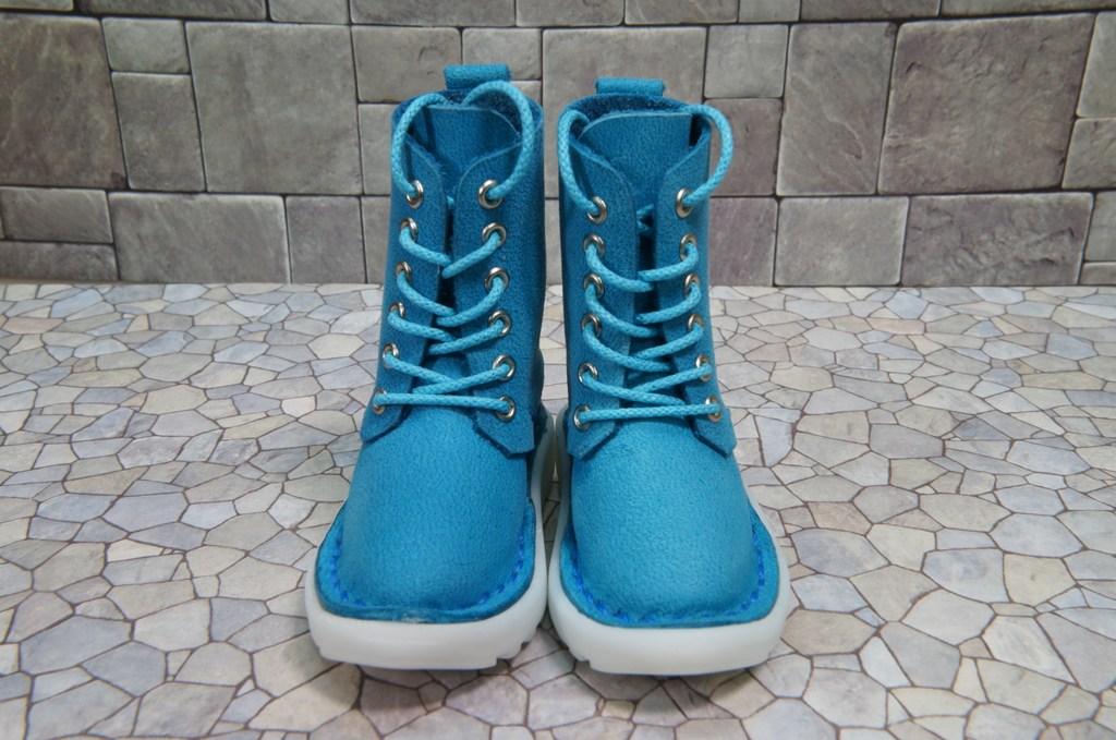 本革：ドールシューズ／セミロングブーツ／スカイブルー／オビツ30ジャストフィット／ブロックパターン靴底 | 2枚目