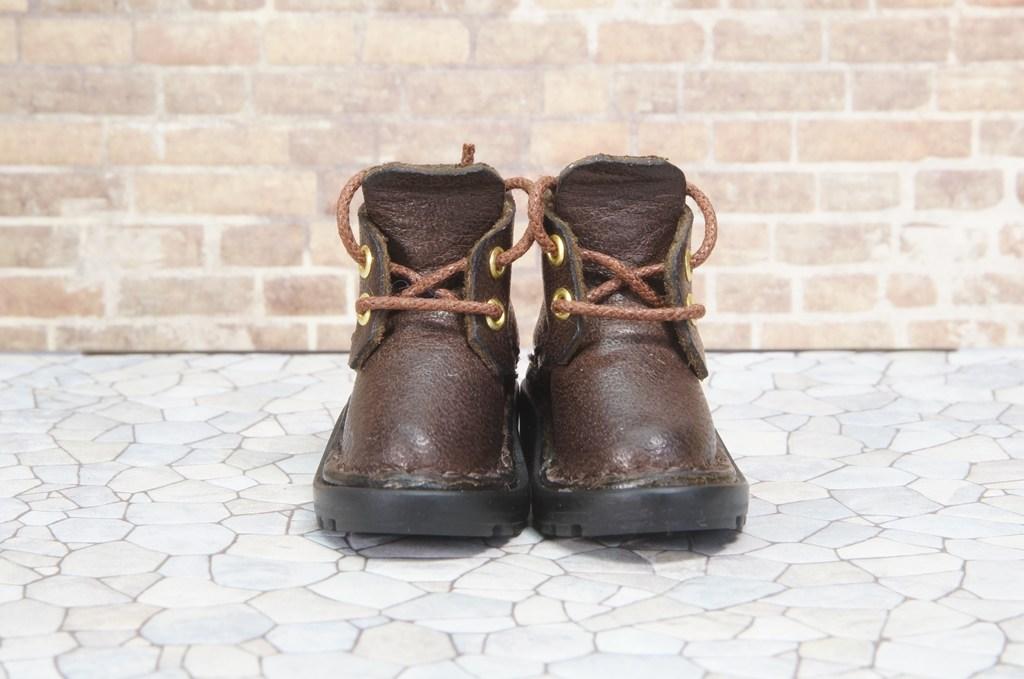 本革：1/6ドールシューズ／ショートブーツ／ディープブラウン／オビツ24・ブライス・リカちゃん／ブロックパターン靴底 | 3枚目