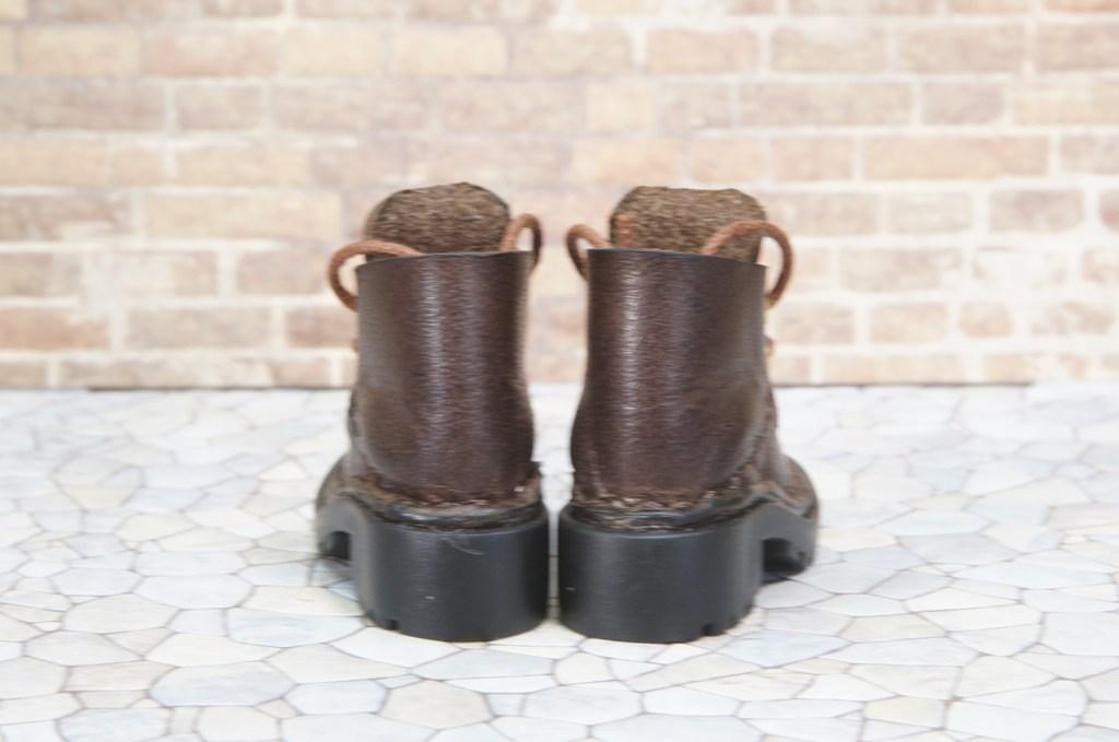 本革：1/6ドールシューズ／ショートブーツ／ディープブラウン／オビツ24・ブライス・リカちゃん／ブロックパターン靴底 | 4枚目