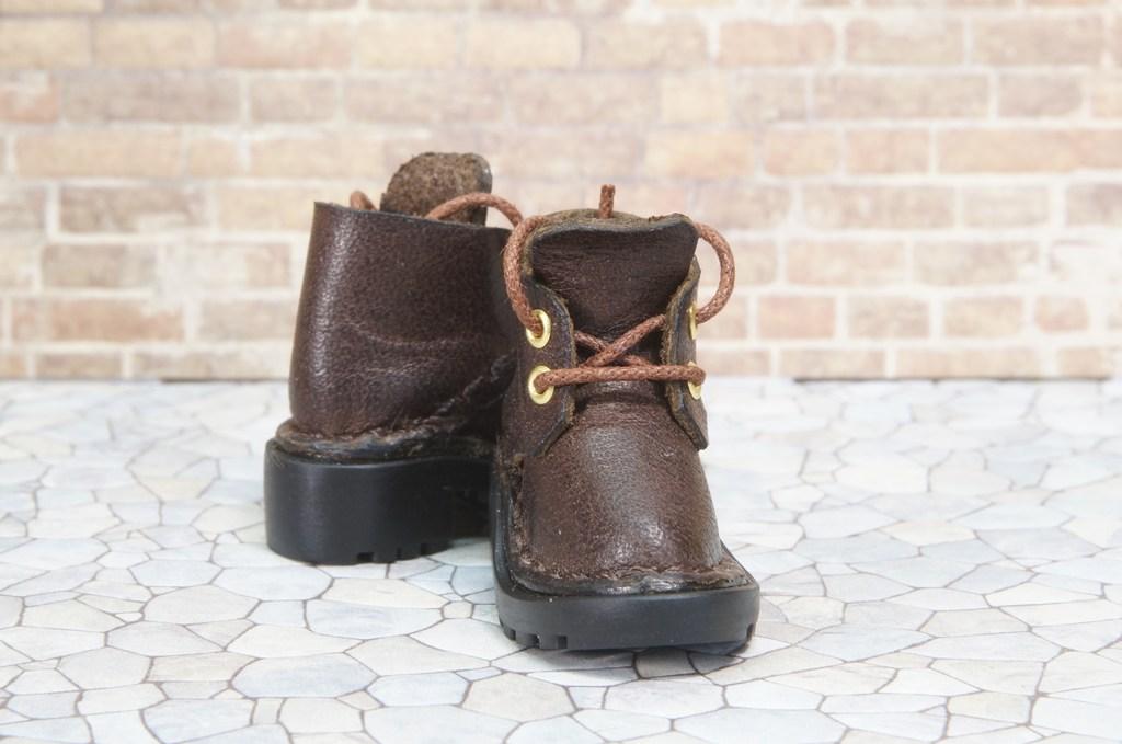 本革：1/6ドールシューズ／ショートブーツ／ディープブラウン／オビツ24・ブライス・リカちゃん／ブロックパターン靴底 | 6枚目