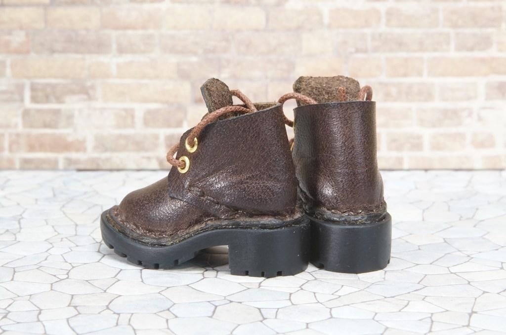 本革：1/6ドールシューズ／ショートブーツ／ディープブラウン／オビツ24・ブライス・リカちゃん／ブロックパターン靴底 | 8枚目