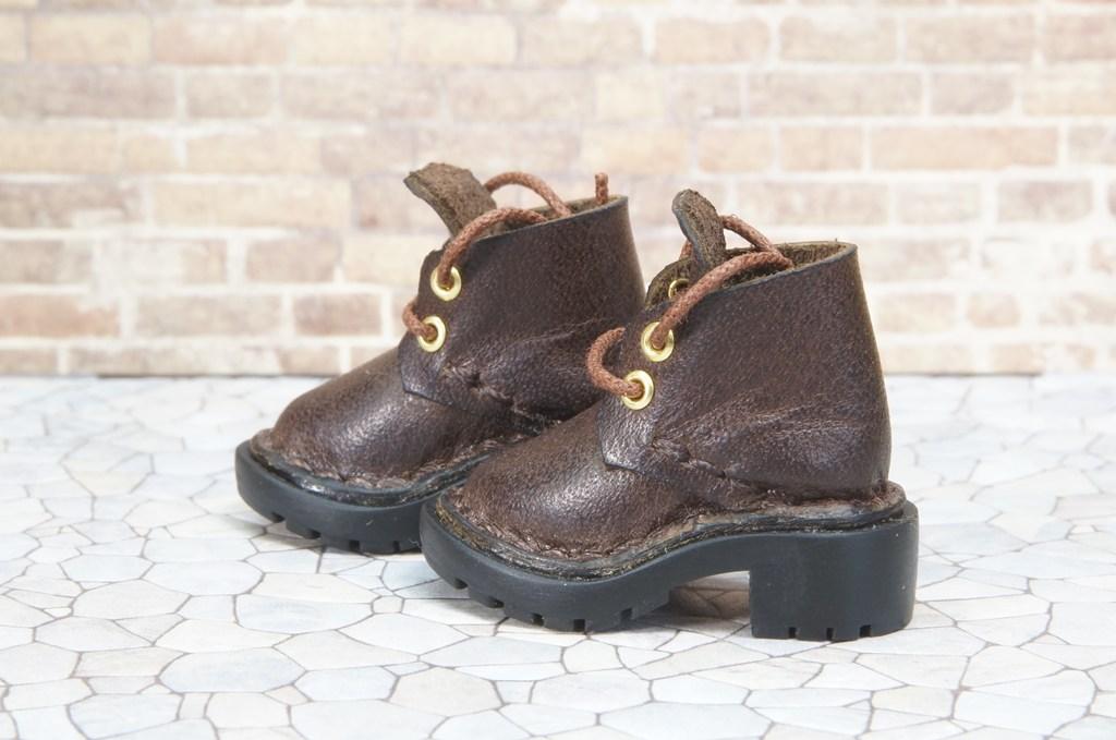 本革：1/6ドールシューズ／ショートブーツ／ディープブラウン／オビツ24・ブライス・リカちゃん／ブロックパターン靴底 | 9枚目